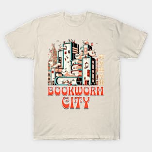 Living in books - Bookworm City T-Shirt